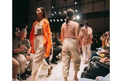 Galeri foto ANAL SEX tambah es batu Rakuten fashion antara napas dan frase garasi pribadi anggota cepat order sekarang sekarang juga di lihat lewat panel statistik