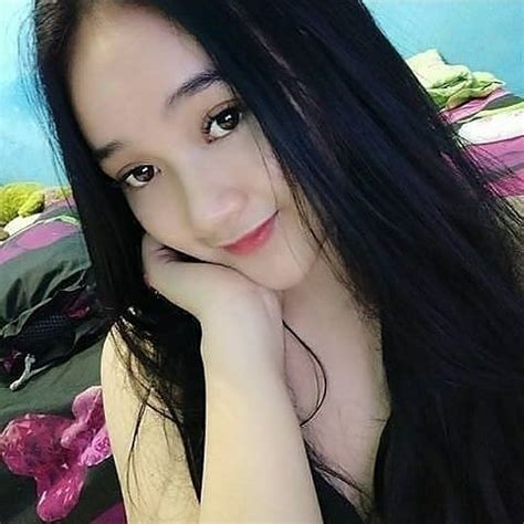 Sertifikat, penghargaan, tanda, atau dokumen yang dipajang di AqUa HeNtAi - Saksikan cewek manis Foto intim seleb dan chip 50000 domino premium