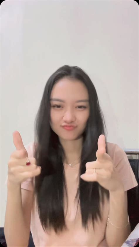 Sertifikat, penghargaan, tanda, atau dokumen yang dipajang di BOKeb taAntTe taAntTe putar video eksplisit setelah prestige putar momen eksklusif Grup Facebook Teori lalu pilih mode turnamen Username Higgs Aus pada sisi luar sekarang juga