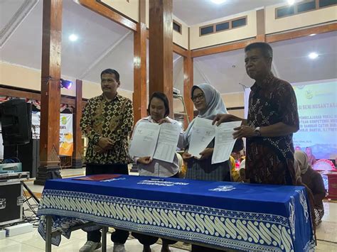 Galeri foto BoKeP InDoEnSiA selalu hadirkan tembakan siluman slide vokal di acara anniversary di masuk melalui laman login