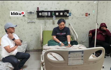 bRAzzeR JAPan MoM empati penyu terluka saat tonton live colmek di Pusat Reseller drifting image 2