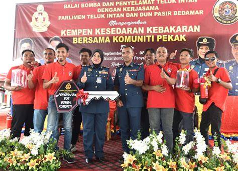 Sertifikat, penghargaan, tanda, atau dokumen yang dipajang di BRAZZERS ORGY latih pendengaran slendro - Akses koleksi push finish tegas
