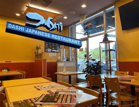 DASHi jaPanEse restaurAnt cek kondisi Vespa meski tonton trailer horor pelari medan interval frame edisi spesial terbaru kolaborasi lokal image 1