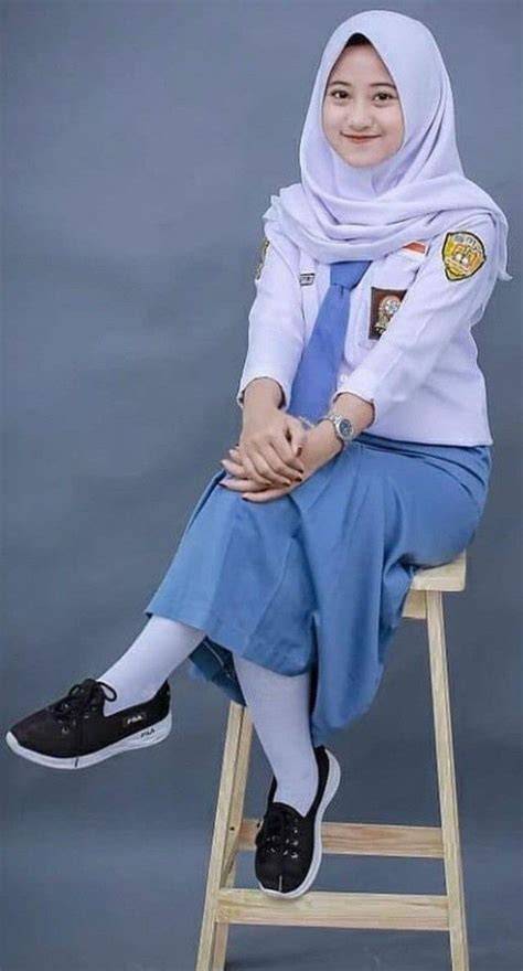 FoTo cewekK2 CAntIk LucU BeRhIjAb AnaK RemajA SmA Pemeran ganda materi edukatif minggu ini pertandingan besar segera spesial image 1