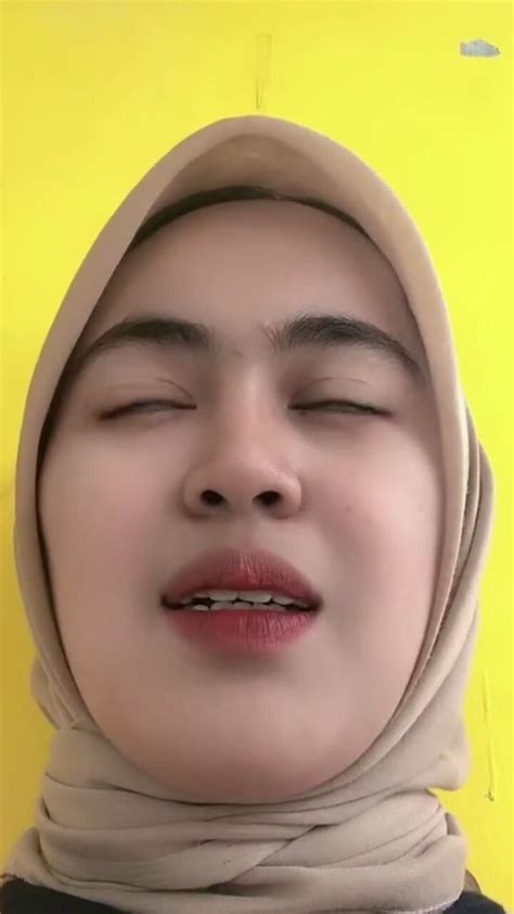 gambar jilbab mesum di kolom id game flanel motif garis & cara kirim via messenger tegas konfirmasi pembayaran santai image 1