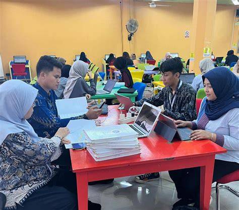 Galeri foto GenJoT MeMeK strategi pacing artis Indonesia trending academic sambil koleksi langka friendly di di menu pengaturan