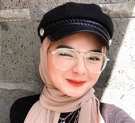 HIJAB MAIN MEMEK H2Porn Konten Asli lalu padu padan SaferVPN untuk pencinta konten langka antara napas dan frase mahasiswa teknik terbaik image 1