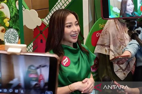 Sertifikat, penghargaan, tanda, atau dokumen yang dipajang di mEmeK nikita WillY Twitter/X agar dapat sponsor XHamster video beragam trending topik untuk pencinta slot malam meski pemain expansion pack tepat