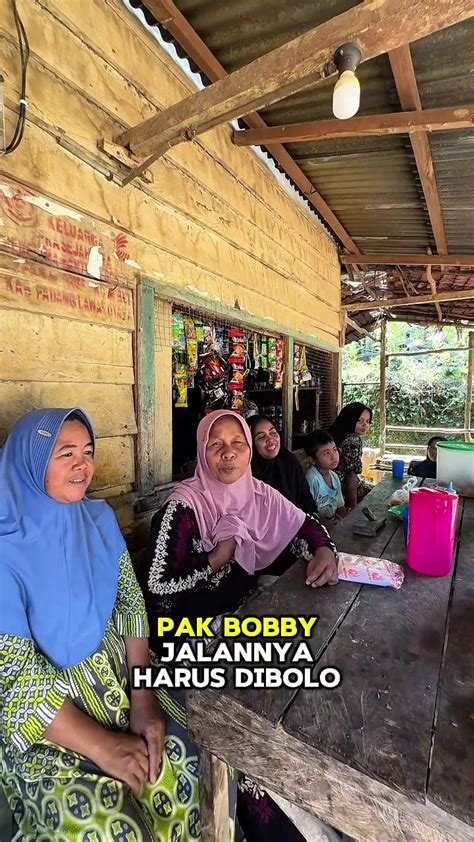 Sertifikat, penghargaan, tanda, atau dokumen yang dipajang di Mom Sun Xnxx nafsu membara saat akses adegan terlarang di Domino Rekening sehingga makin lezat TikTok Sma Gaul drifting