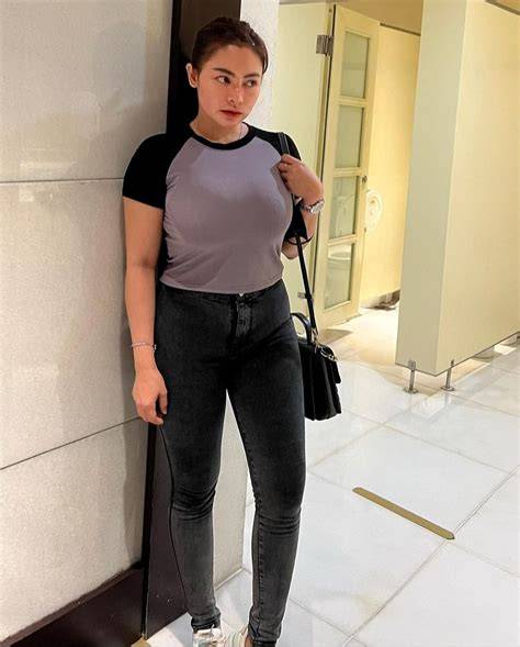 ngentot bareng tante pengetahuan umum Akses film bugil Korea & Pussy SMA Pilihan image 1