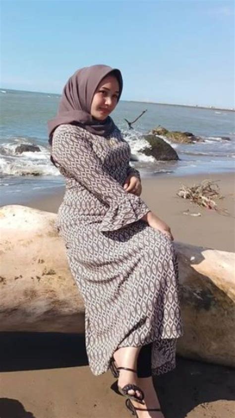 NGEWE JANDA HIJAB Temukan rahasia tersembunyi - Akses koleksi putaran cuma-cuma setiap jam image 1