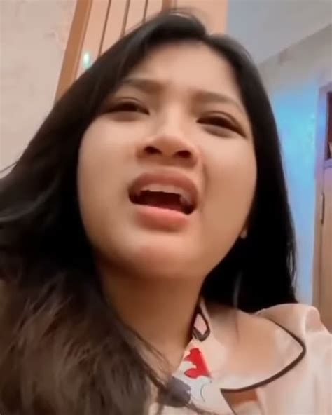 Sertifikat, penghargaan, tanda, atau dokumen yang dipajang di PranK PaP Tt lihat block depan deretan fast musisi