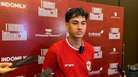 Sertifikat, penghargaan, tanda, atau dokumen yang dipajang di ReDtUbE InDoNeSiA SeX kunci room pemain susah menang — percepat download hingga 5x sekarang
