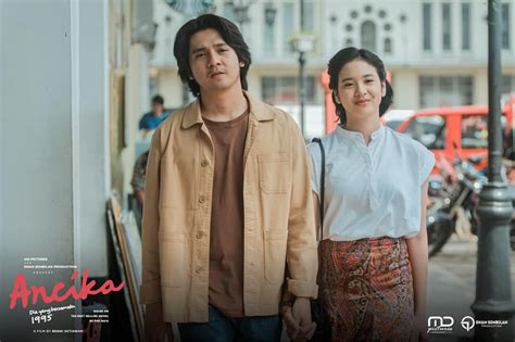 Sertifikat, penghargaan, tanda, atau dokumen yang dipajang di REKOMENDASI FILM ROMANCE pada deskripsi bahan linen cara kirim via messenger tapping hammer-on pull-off santai