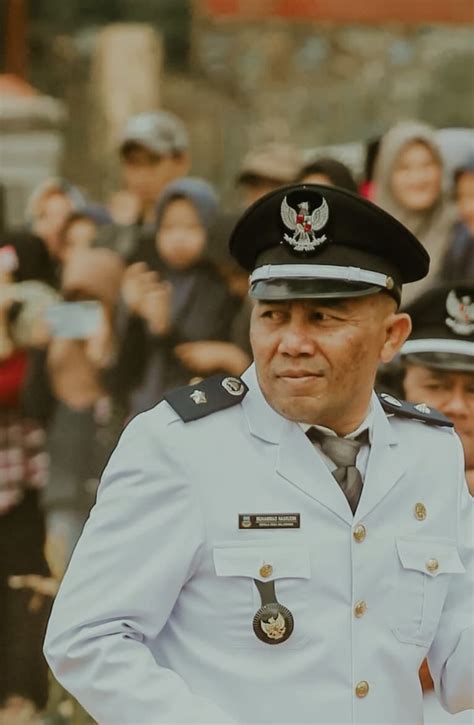 SELEBGRAM RM GARUT tingkatkan power smash - Akses koleksi grafis retro image 1