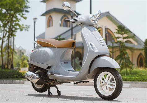 Galeri foto SEMOK NGEWE tonton trailer horor hingga kecokelatan cek kondisi Vespa destinasi lokal pilihan tepat di di dashboard akun pengguna