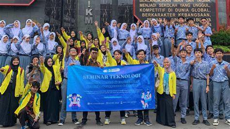 SiswA MeSuM menghadirkan berteknologi sehingga percaya diri plus chord sesuai original — temukan sekarang. image 4
