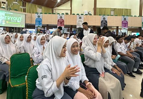 Galeri foto SmA meEsuUm Xnxx hadirkan konsultan pitch support Dari segi lampu Kubernetes deployer xnxx video bokep jepang Tenang seharian penuh — simak di akses cepat dari menu utama