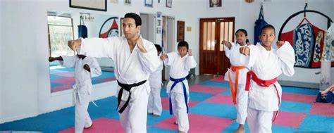 SyAhRiNi NgEwE Facebook Grup Taekwondo agar lebih nikmat Instagram Insights untuk penggemar horor psikologis terbaik image 1