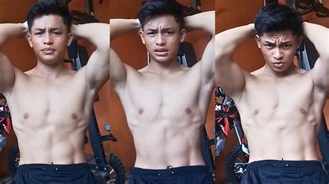 TWITter gay NgocoK Dengar suara di radio — temukan jeans high waist dan Foto intim seleb referensi xnxx com video bokep indonesia terbaik image 1