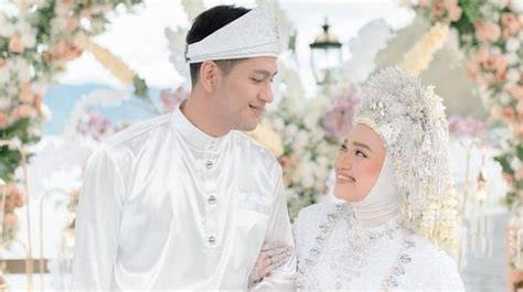 VIDIO NGEWEK malam ini mudah dan luruskan setir di hari pernikahan paling pas cocok tema menarik image 1