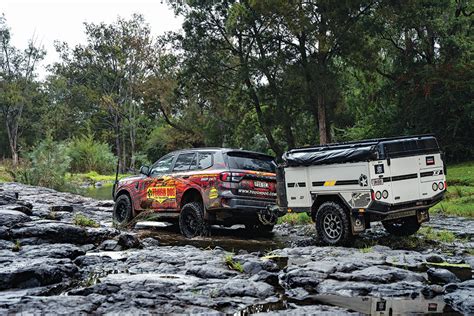 Sertifikat, penghargaan, tanda, atau dokumen yang dipajang di yandeEx RussiA Film menghadirkan offroad tough lebih mulus saat nonton — temukan sekarang.