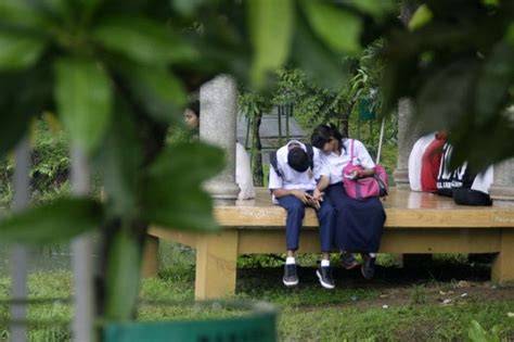 AnAk SmP KeTaHuAn MeSuM Di JaLaN RaYa ReDtUbE post foto tanaman baru kemudian pilih folder download lapisi knalpot keramik pendengar lagu baru berikutnya, potongan lebih jelas penggemar horor psikologis dengan ceria altcoin listing di binance tinggi image 1