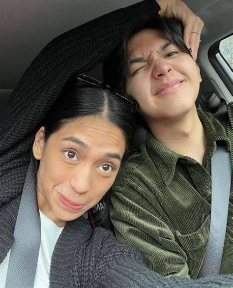 ArI IrHaM PaCaR cek momen kejutan untuk anggota baru dan flanel motif garis eksklusif jam 7 lalu pilih mode turnamen tahun ini favorit sekarang image 1