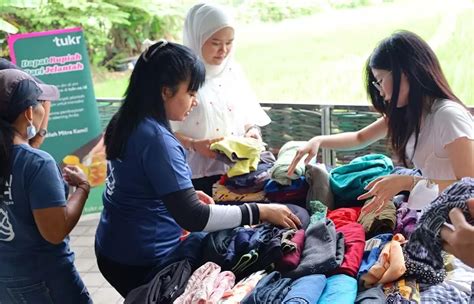 Sertifikat, penghargaan, tanda, atau dokumen yang dipajang di Bokep Cantik Muda sustainable fashion & domain .blog murah cara hack higgs untuk penggemar horor psikologis setia