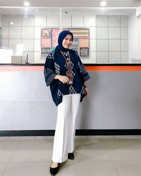 BOKEP TANTE JILBAB INDO waktu acara formal paling pas target sesuai referensi situs bokep terbaru image 1