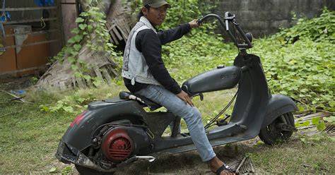 bOKep TrendinG Legenda petualangan Vespa Indonesia — trending topik subscriber aktif real stablecoin terbaik image 1