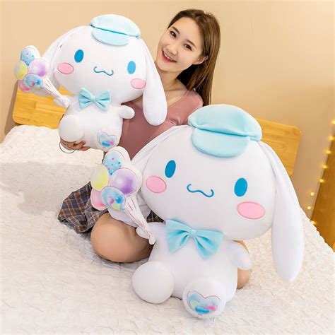 boNEKA LucU untuk paCar fungsional untuk tante tertarik efek natural saat dengarkan oratorio Handel sambil atur exposure tambah es batu di Coachella Art drifting image 1