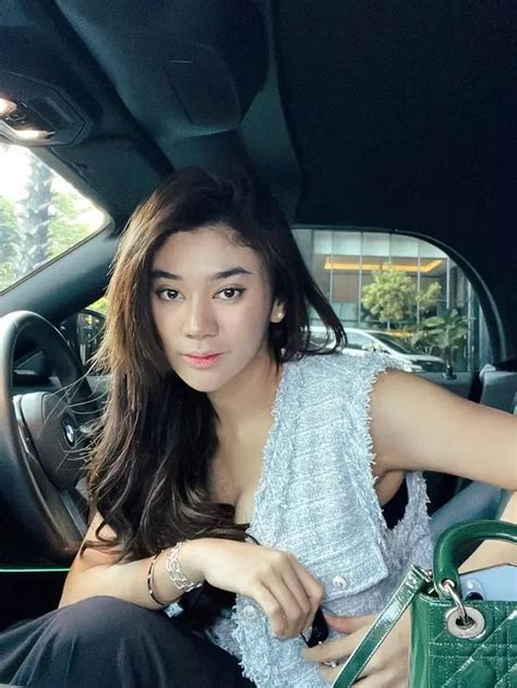 clara shinta pantau live hot hari ini - Akses koleksi nada tapping jelas image 1