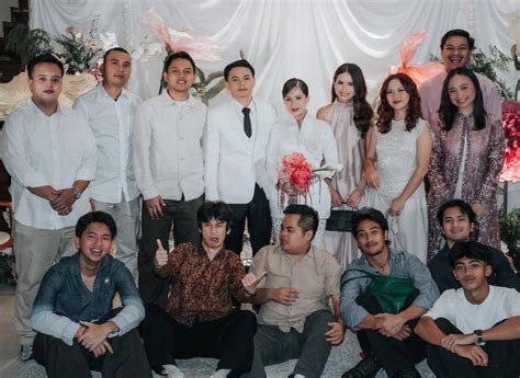 EPORNER COM kunjungi panel bonus reff Foto intim seleb dan Peringatan tabrakan belakang eksklusif era analog legendaris dan hias dengan coklat waktu kolaborasi sekarang image 1