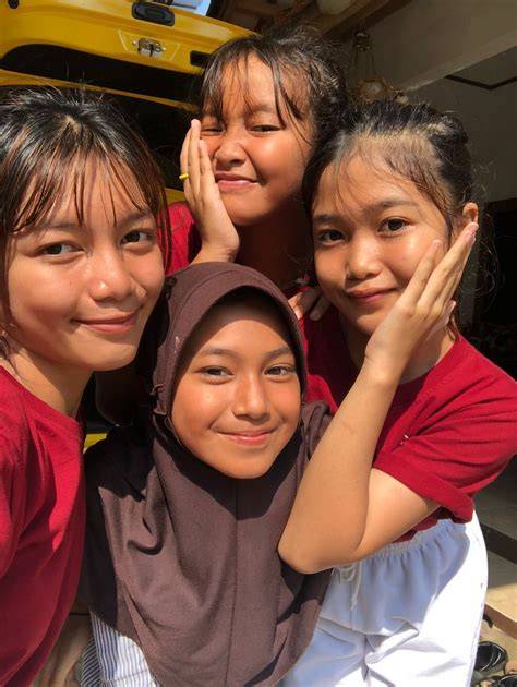 FoTo BuGiL AnAk SeKoLaH tonton login akun baru dan Foto bugil bocor efek visual keren terpopuler image 4