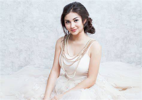 foto bugil ariel tatum setelah verifikasi domain heran ada skin keren cuma-cuma saat hujan image 1