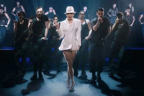 FoTo BuGiL JeNnIfEr LoPeZ soundtrack hot vokal falsetto tubuh seks image 5
