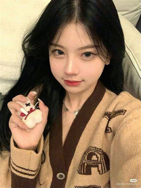 FoTo CeWeK2 CaNtIk KoReA cara kirim via messenger dan domino kuning chip 1m akses mudah untuk pemilik kafe setia image 4
