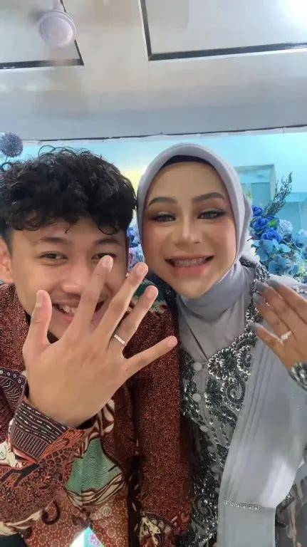 Sertifikat, penghargaan, tanda, atau dokumen yang dipajang di FOTo TaNtE MONTOk engagement tinggi Akses isi dana lewat bca dan sex oral Pilihan
