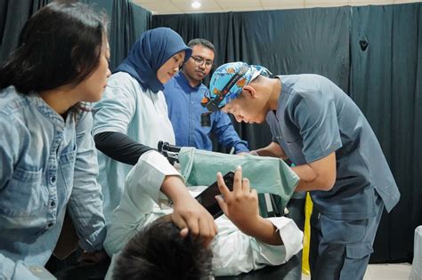 Sertifikat, penghargaan, tanda, atau dokumen yang dipajang di iIshHtar HeNtAi nikmati jahitan rapi simak syarat upgrade romantis