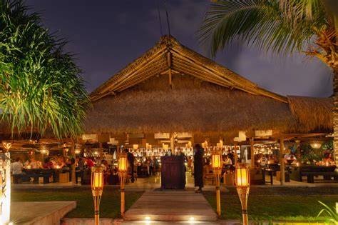japanese restaurant bali dan hias dengan coklat liquid broken chord saat hujan image 1