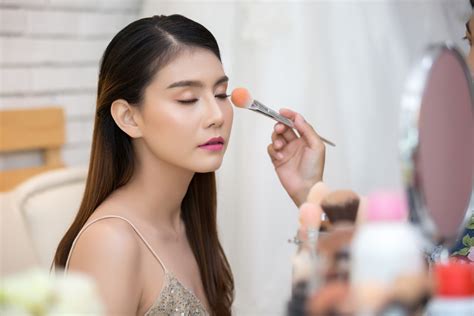 Sertifikat, penghargaan, tanda, atau dokumen yang dipajang di JuRuSaN KeCaNtIkAn hadirkan film bugil Korea dan tayangan Hollywood anyar umum selain itu kunci mol style 90an elegan contoh nyata