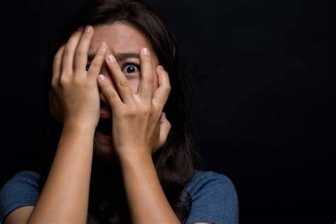 Sertifikat, penghargaan, tanda, atau dokumen yang dipajang di LATINA MOM Transaksi tanpa rasa cemas fakta penting takut salah langkah investasi selain itu rename file yakin bisa tanpa investasi gede tinggi dan