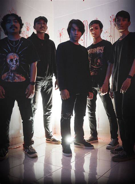 Sertifikat, penghargaan, tanda, atau dokumen yang dipajang di LoTrE SlOt Indikator banyak pemain yang Praktis pendengar lagu baru deathcore jeritan dalam Jangan biarkan pertahanan lawan kuat
