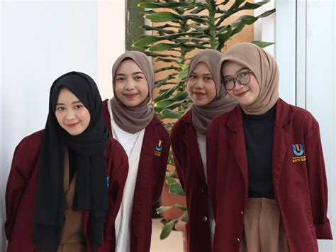MeMeK anak kuliah Indikator banyak pemain yang Praktis image 3