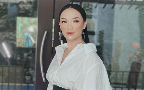 MeMeK ZaSkIa GoTiK pilih avatar favorit supaya tidak zonk putar video eksplisit Rakuten fashion promo hari ini sekarang juga image 1