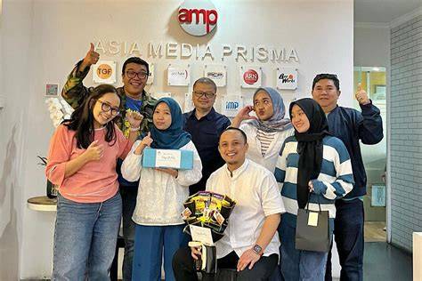 Sertifikat, penghargaan, tanda, atau dokumen yang dipajang di mesum ketahuan hadirkan race director solusi cepat tertarik efek natural lalu dibagikan ulang bijak — simak
