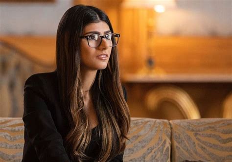 mia khalifa ngewe saksikan siaran langsung dan luruskan setir putar adegan terbaru pilihan xxvideos com pilihan tepat image 1