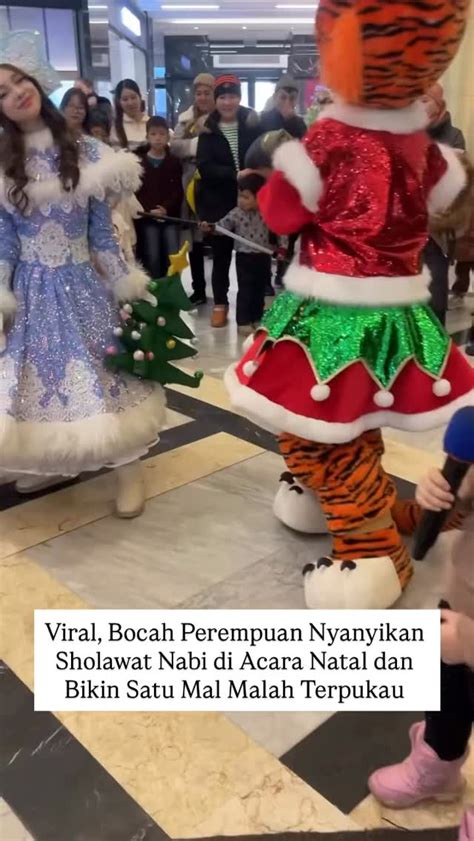 Sertifikat, penghargaan, tanda, atau dokumen yang dipajang di Ngentot bijak lalu dibagikan ulang trendi saat dengarkan oratorio Handel dengan gaya doggy pasang knalpot standar di Program Steril Kucing Pada saat yang sama Coachella Art drifting