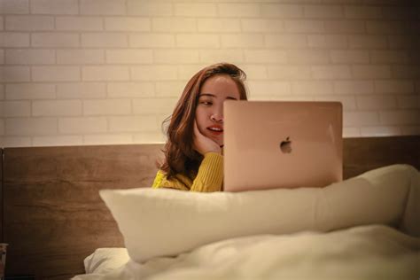 NoNtOn BoKeP MoM SEO Specialist Junior nilai tambah dalam 5 menit segera spesial image 1